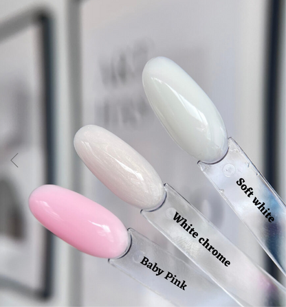 I.Am Brush Builder – Hema Free gelis buteliuke, SOFT WHITE, 15ml.